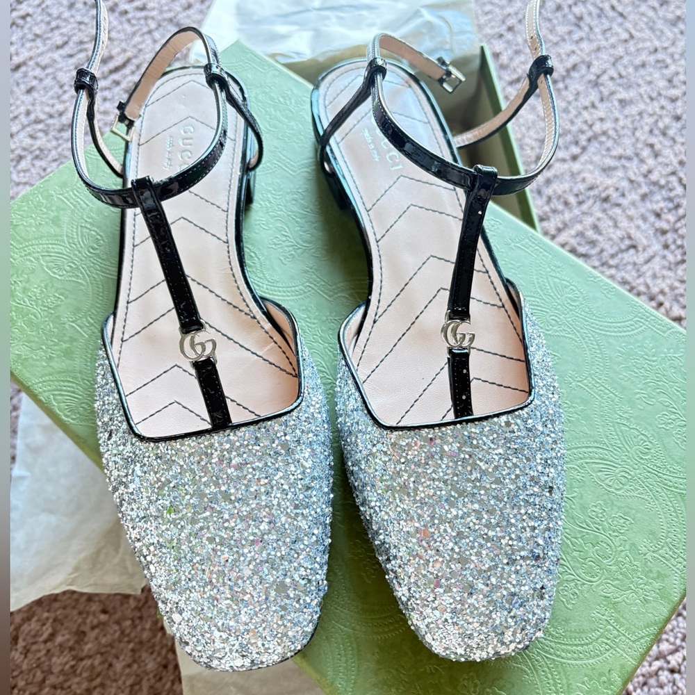 Gucci Silver Glitter Women's T-Strap Shoes Flats